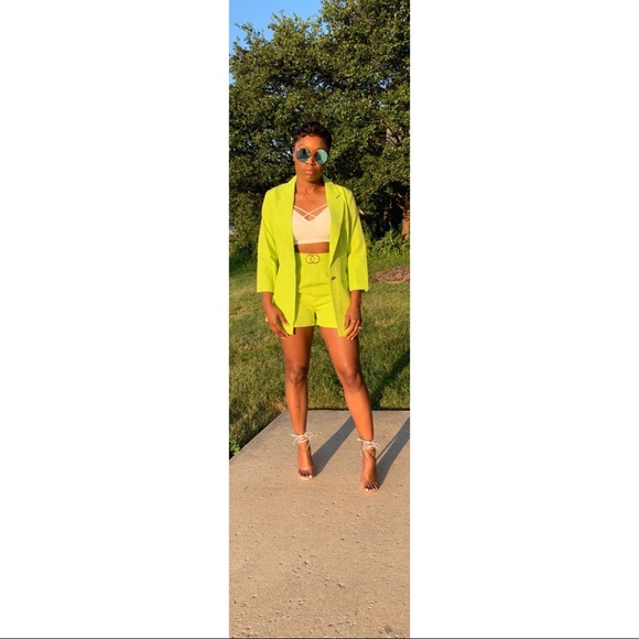 Neon green 2 piece blazer and matching shorts set - Picture 2 of 3